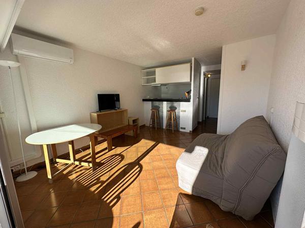 Studio cabine avec parking 26.82 m²