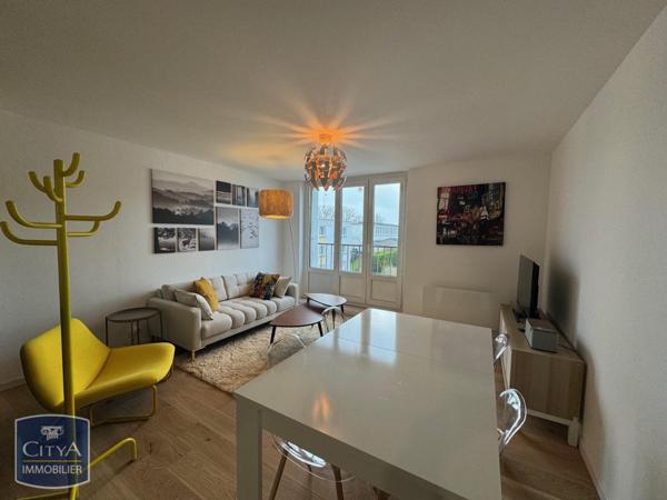 Appartement à louer 3 pièces 61.4m²