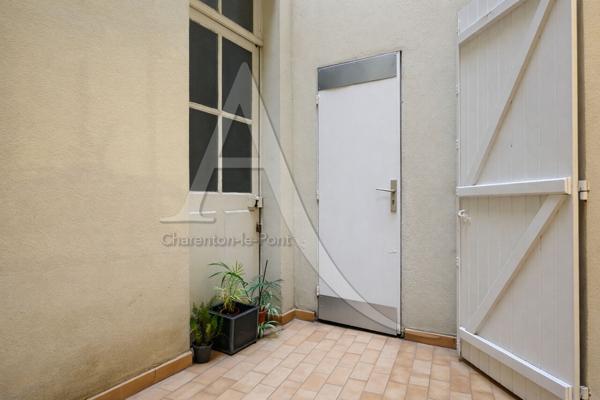 Appartement Charenton Le Pont 2 pièce(s) 52.59 m2 métro Liberté et Bois de Vincennes
