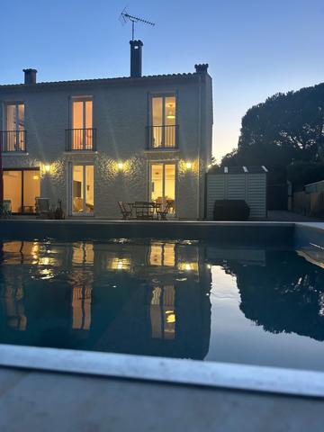 Maison Familiale avec Piscine 5 chambres possibilité 6