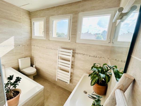 Maison Familiale avec Piscine 5 chambres possibilité 6