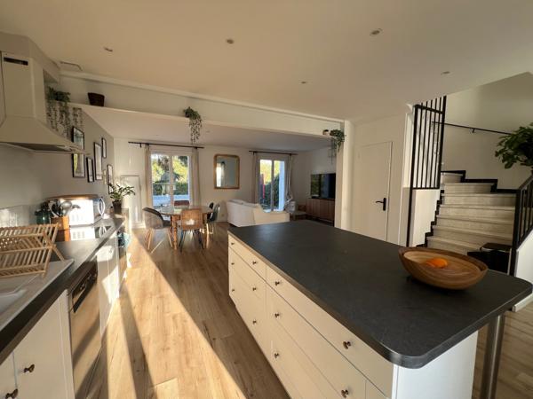 Maison Familiale avec Piscine 5 chambres possibilité 6