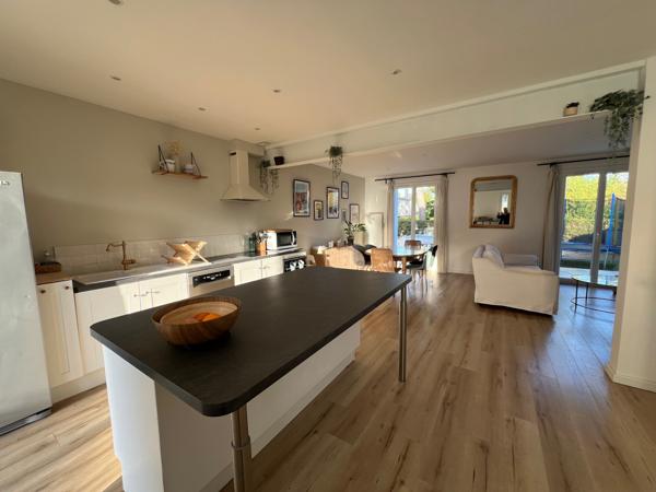 Maison Familiale avec Piscine 5 chambres possibilité 6