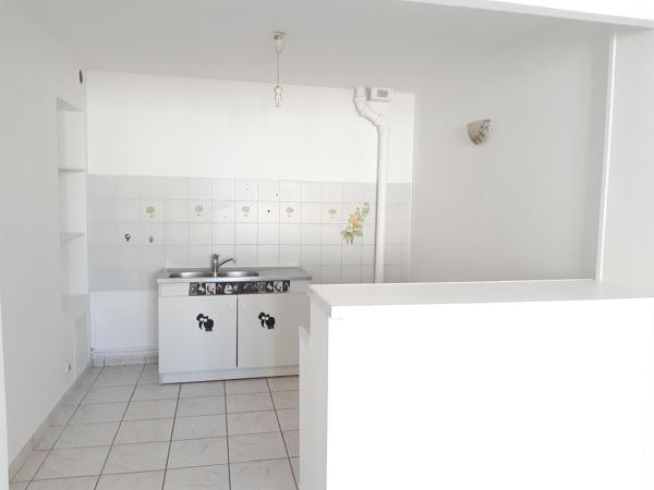 Appartement · Location Villefranche Sur Saone (69400) 2 pièces · 52m²