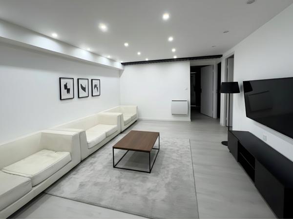RUE LAFAYETTE - APPARTEMENT T4