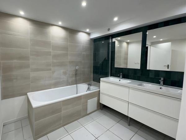 RUE LAFAYETTE - APPARTEMENT T4