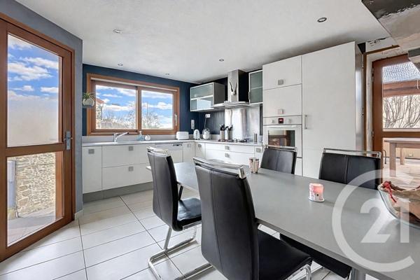 Maison à vendre  5 pièces - 175 m2 CHATEL GUYON - 63