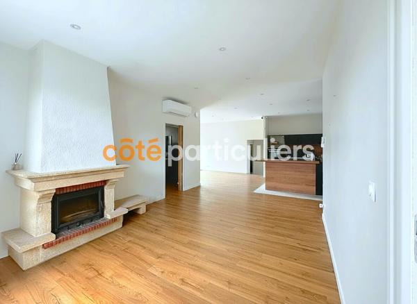 Vente
                Maison155 m² - 7 Pièces -
                    ANGOULEME (16000)