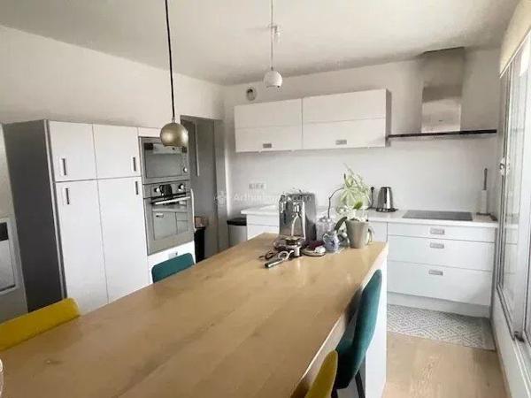 Vente Appartement 3 pièces 83 m2 à Pontarlier
