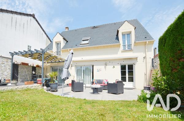 Maison à vendre 7 pièces 152,48 m² Franconville