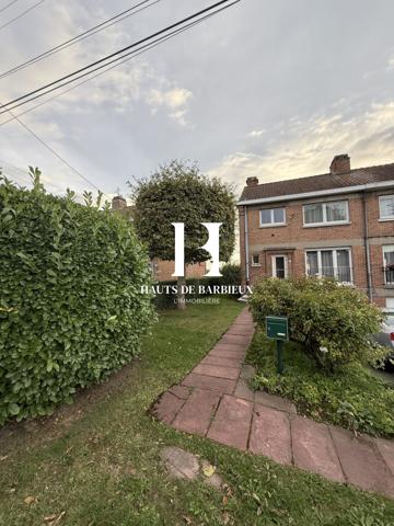 Maison semi-individuelle 4 pièces – 110 m² – Potentiel