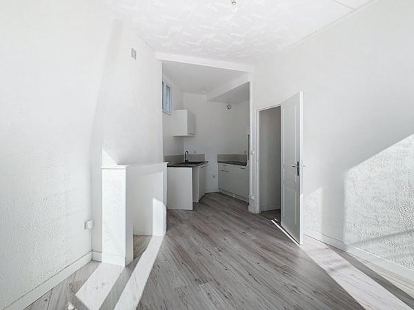 APPARTEMENT T3 - 50M² - 2 CHAMBRES - CAVE - 60140 LIANCOURT