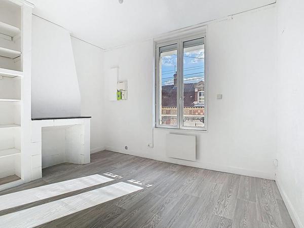 APPARTEMENT T3 - 50M² - 2 CHAMBRES - CAVE - 60140 LIANCOURT