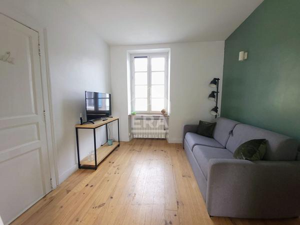 À vendre : T2 de 30 m² en plein centre-ville de Pau.