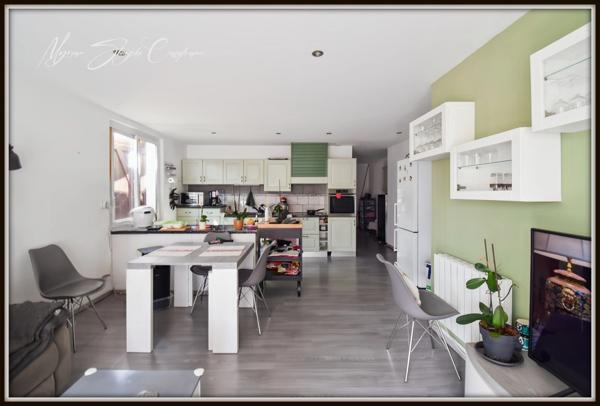 Immeuble de rapport à forte rentabilité à vendre DAX (40) de 300 m² proche du centre-ville.