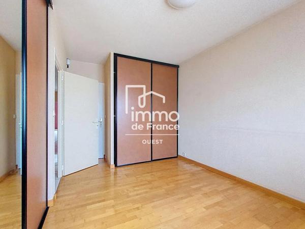 Immeuble à vendre à Roche-sur-Yon (85000)
