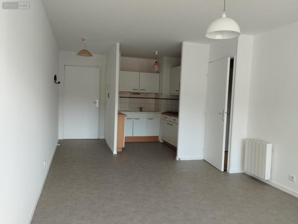 Appartement à vendre à Guingamp dans les Côtes-d'Armor (22200), ref : 00417FR   
centre ville