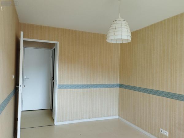 Appartement à vendre à Guingamp dans les Côtes-d'Armor (22200), ref : 00417FR   
centre ville