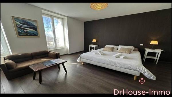 Maison à vendre 14 pièces de 365 m²