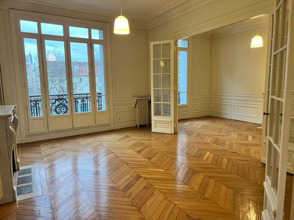 Appartement Paris 75014 6 pièce(s) 191.26 m2
