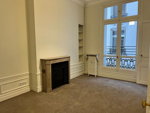 Appartement Paris 75014 6 pièce(s) 191.26 m2