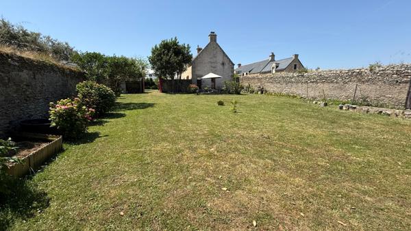 QUIBERON - Vente charmante maison en pierre de 200 m² sur un terrain de 995 m²
