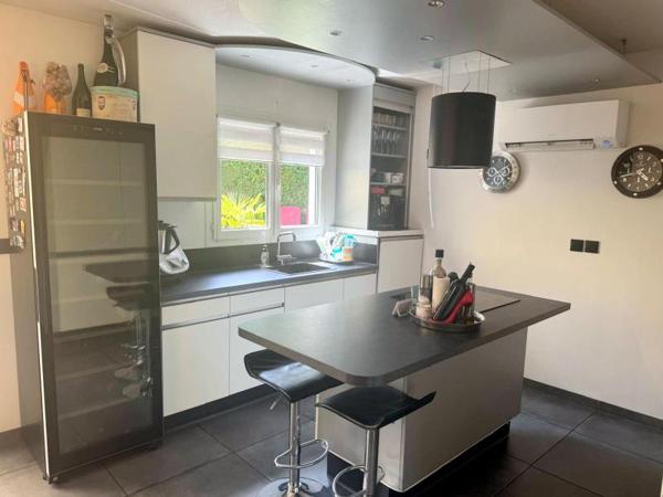 Collonges (01550) Maison avec Garage Collonges