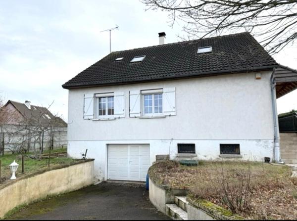 Maison à AUBERGENVILLE, 78410 - 6 pièces 160m²