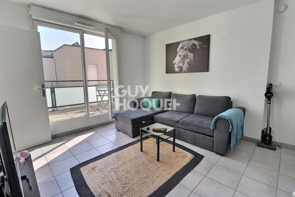 T2 dernier étage avec garage secteur Jean Macé