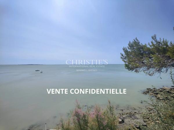 PROPRIETE VUE MER PANORAMIQUE – ACCES PRIVE PLAGE