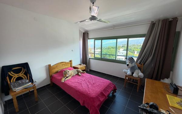 Appartement à vendre    4 pièces •  Le Tampon