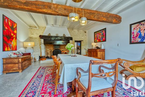 Domaine 11 pièces de 390 m² à Saint-André-de-Cubzac (33240)