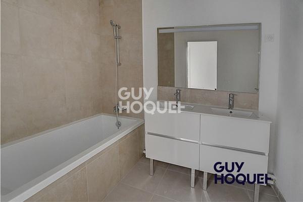 APPARTEMENT 4 PIECES DE 79,80 m², 3 CHAMBRES - PETITE COPROPRIETE A VILLEURBANNE