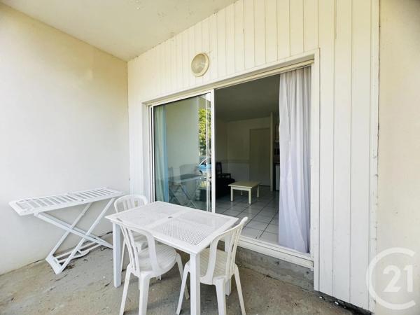 Appartement Studio à vendre  1 pièce - 23,61 m 2   FOURAS  - 17