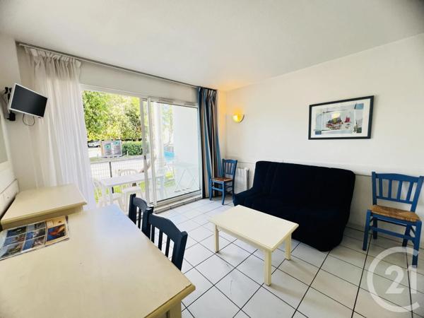 Appartement Studio à vendre  1 pièce - 23,61 m 2   FOURAS  - 17