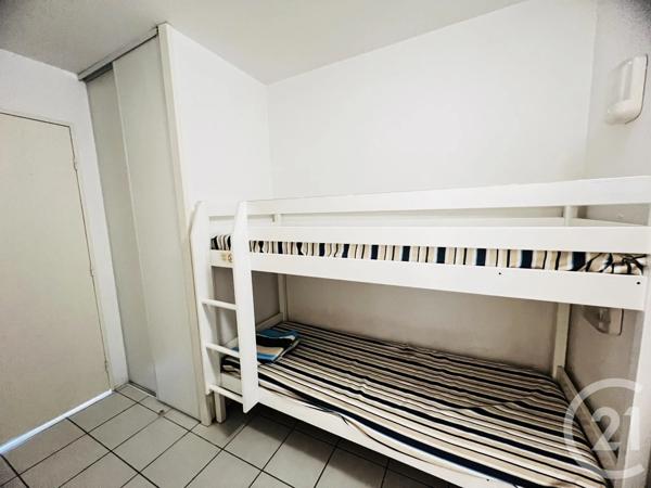 Appartement Studio à vendre  1 pièce - 23,61 m 2   FOURAS  - 17
