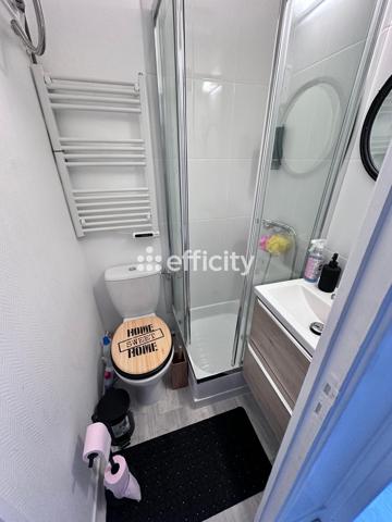 Appartement
         1 pièce
        - 12 m² 129 500 € *