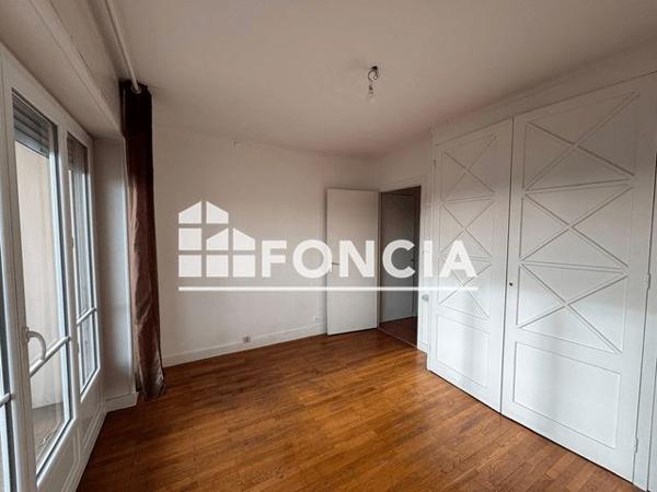 Location Appartement 3 pièces 78.79 m² - 145 AVENUE LACASSAGNE Lyon 69003