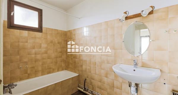 À vendre Appartement 2 pièces 46 m² - ÉChirolles 38130