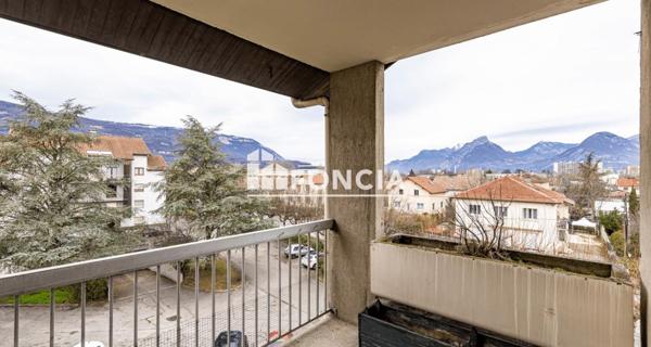 À vendre Appartement 2 pièces 46 m² - ÉChirolles 38130