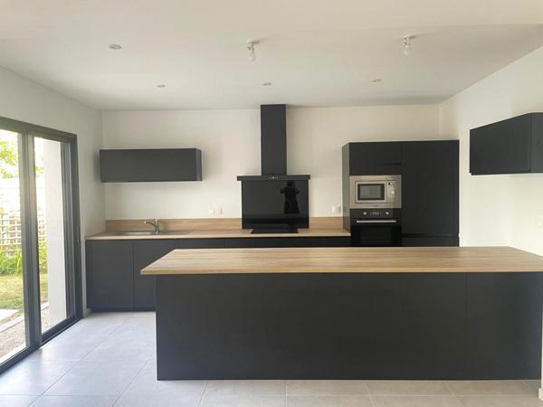 Maison à LARMOR-PLAGE, 56260 - 6 pièces 154m²