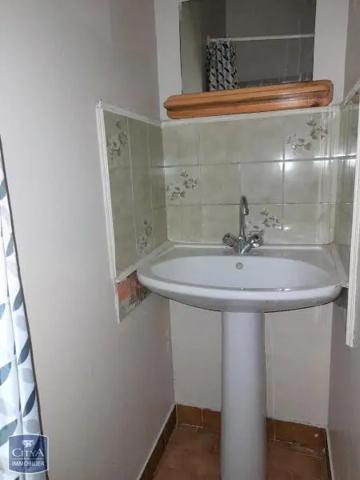 Appartement à louer 1 pièce 24m² Saint-Étienne (42100)