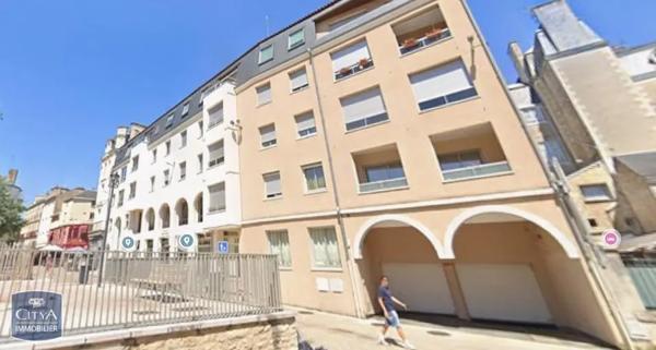 Parking à louer Poitiers (86000)