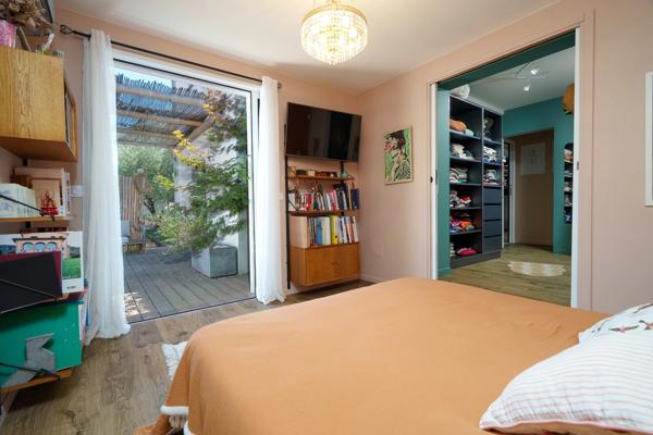 Maison T5 atypique et pleine de charme à POUSSAN ( 34)
