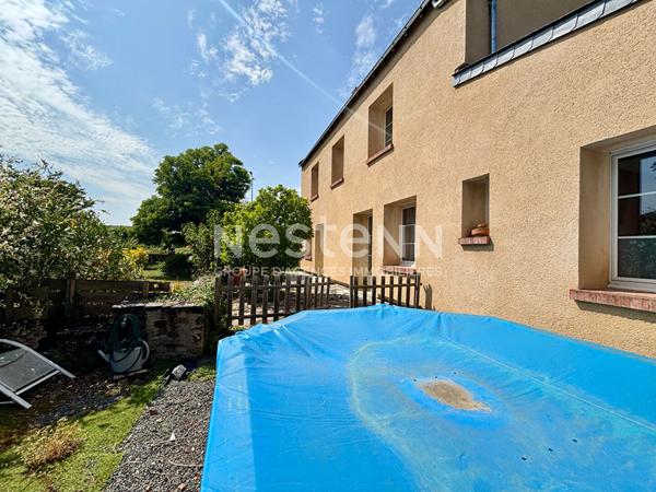 A vendre - Maison avec studio indépendant, grange et jardin sans vis-à-vis - 10 pièces - Saint-Hilaire-du-Bois - D5941