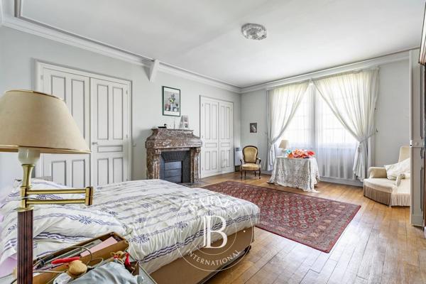 Compiègne, Maison  350 m² à vendre