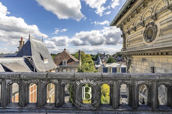 Compiègne, Maison  350 m² à vendre