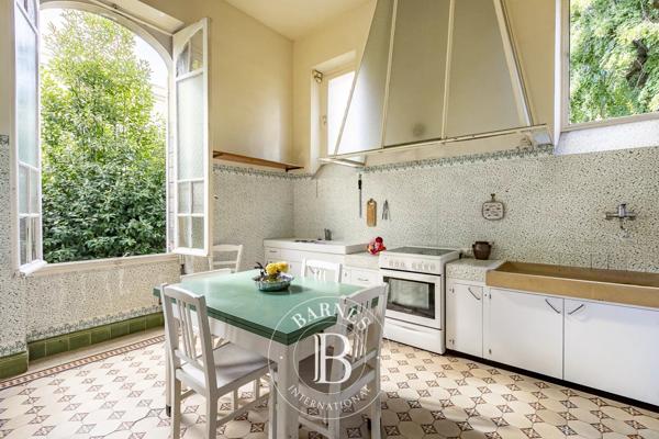 Compiègne, Maison  350 m² à vendre