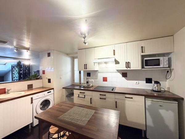 Chambéry (73000) Appartement T2 - 3ème étage - rue piétonne - centre historique Chambéry - Savoie