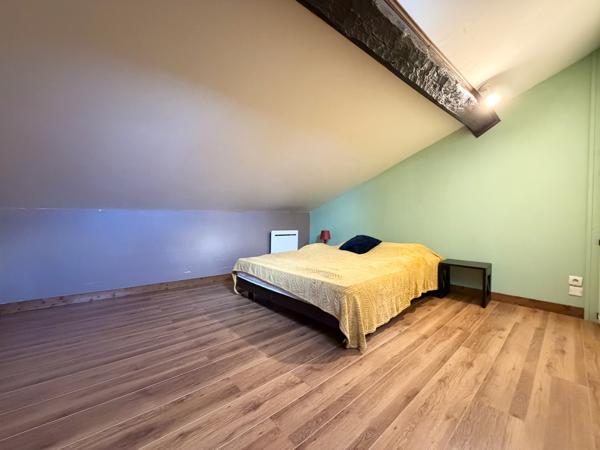 Chambéry (73000) Appartement T2 - 3ème étage - rue piétonne - centre historique Chambéry - Savoie